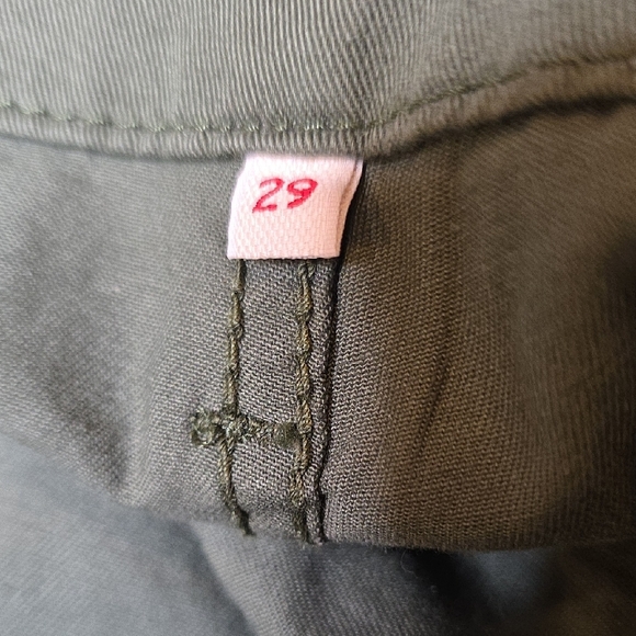 Levi's Women's Olive Green Straight Leg Utility  Pants 29 - Picture 5 of 12